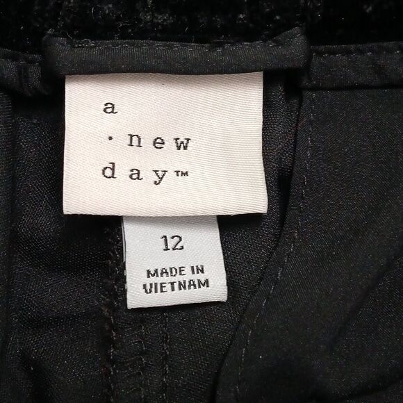 A New Day black velvet holiday dress pants  Sz 12 NWT - Picture 9 of 9